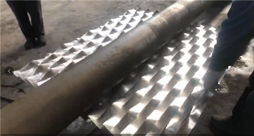 nivellering van aluminium uitgerekte metaal